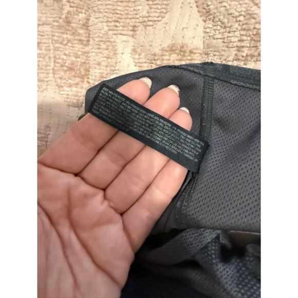 All in Motion Grey Camoflauge Sports Bra - women's XL - Picture 7 of 7